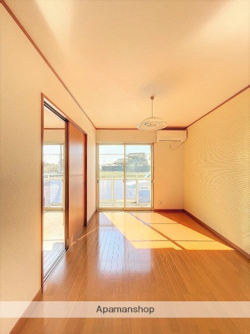 茨城県の家具家電付き賃貸「コーポ・グリースＡ」メイン画像