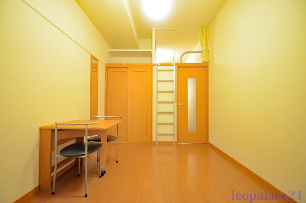 埼玉県の家具家電付き賃貸「レオパレスメルベーユ　タカノ」メイン画像