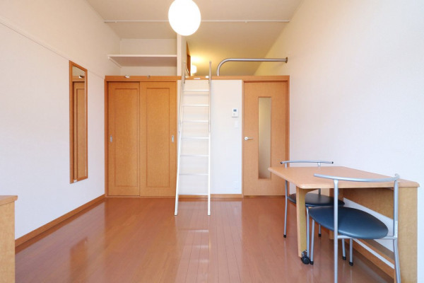 京都府八幡市の家具家電付き賃貸「レオパレスフォンターナ」メイン画像