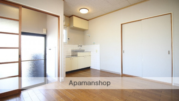 奈良県大和高田市の家具家電付き賃貸「共同ハイツ」メイン画像