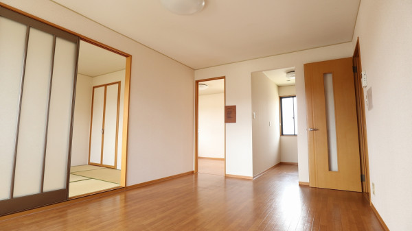 日本全国の家具家電付き賃貸「エスポワールＭ」メイン画像