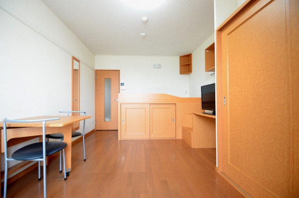 福岡県久留米市の家具家電付き賃貸「レオパレスサン　グリーン」メイン画像